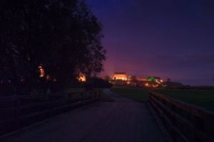 Fot. Studio A Gniew nocą - panorama miasta