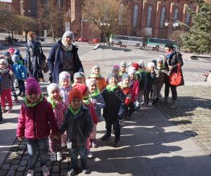 Dzieci lubią teatr, teatr lubi dzieci