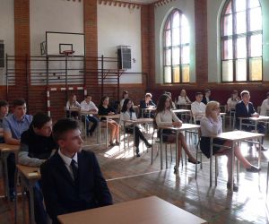 Egzamin gimnazjalny w Gniewie