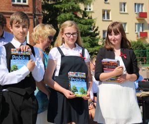 Uroczyście pożegnano szóstoklasistów