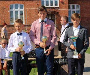 Uroczyście pożegnano szóstoklasistów