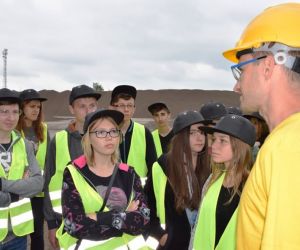 Pracownicy Zakładu chętnie dzielą się swoją wiedzą i doświadczeniem.