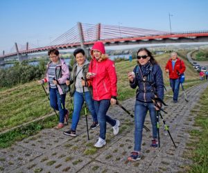 Marsz nordic-walking "Drugi brzeg"