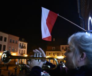 Gniew w hołdzie prezydentowi Adamowiczowi