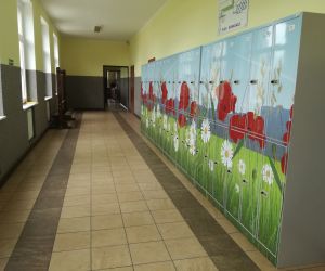 Szafki w Zespole Szkół w Pieniążkowie