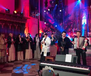 Królewskie kolędowanie - koncert kolęd w gniewskim kościele.