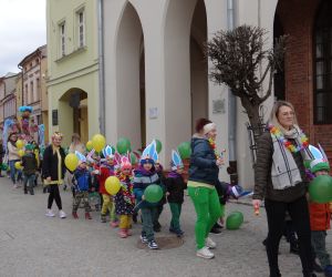 dziecięcy korowód