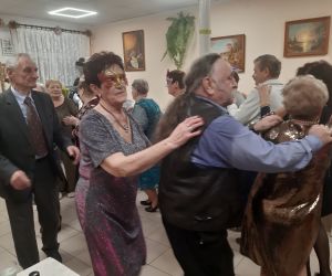 Spotkanie karnawałowe w Klubie Seniora "Wesoła Jesień"
