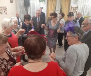 Spotkanie karnawałowe w Klubie Seniora "Wesoła Jesień"