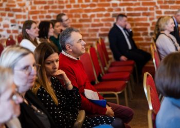 umowy podpisane na Granty dla szkół -  fot. Karol Stańczak