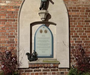 Gniew stroi się na święta