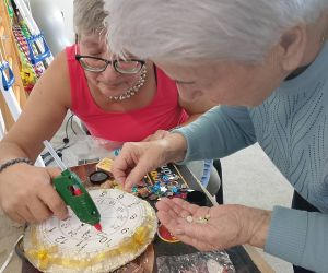 Sylwestrowe przygotowania w Domu Seniora