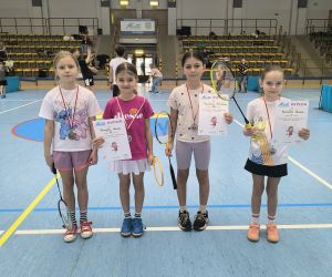 Feryjny turniej badmintona dzieci i młodzieży