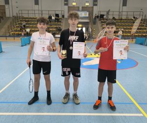 Feryjny turniej badmintona dzieci i młodzieży