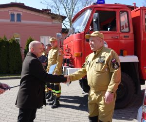 przekazanie dofinansowania gminnych OSP