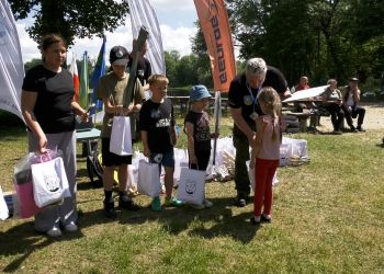 piknik wędkarski z okazji Dnia Dziecka