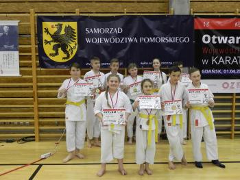 Zawodnicy karate zdobyli  12 medali