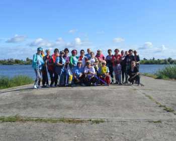 Marsz nordic walking w Opaleniu