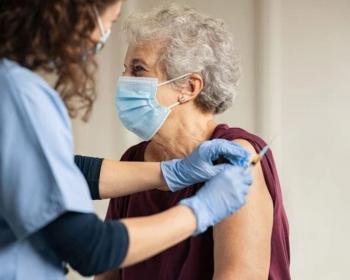 Seniorze, zadeklaruj chęć szczepienia w gniewskiej przychodni Medical